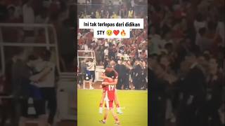 Download lagu Prof Haye cares for Ridho❤‍🩹 #tomhaye #indonesiannationalteam #football #nationalteamday #rizkiri... mp3