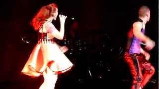 Scissor Sisters - Ana Matronic&#39; speech &amp; Running Out (1) - Stadium Live - 14.09.12
