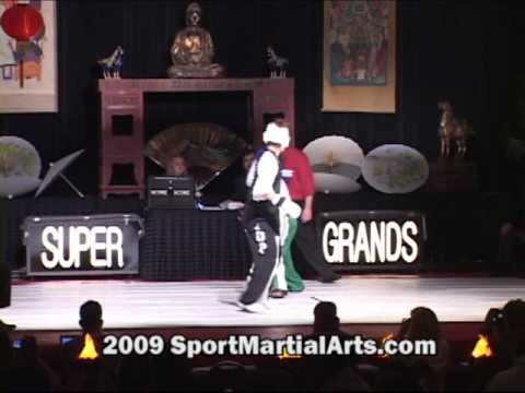 Molly Wade v Tracey Martinez - Wm LW point sparring (N-81) - 2009 NBL Supergrands