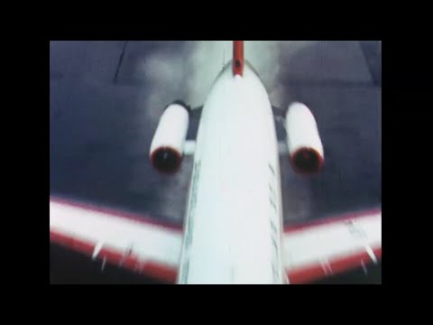 McDonnell Douglas DC-9 | Dance With The Dead - The Man Who Made a Monster synthwave