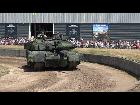 Challenger 2 TES at Tankfest 2018