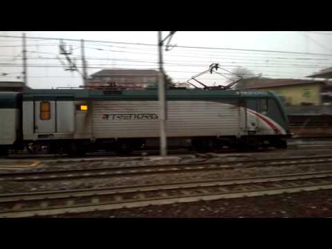 E464 321 Trenord+7 piano ribassato Trenord e XMPR - Milano Greco 13/12/2016