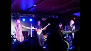 Vivian Green feat. Brian Culbertson &quot;Still Here&quot; @Essence Music Festival