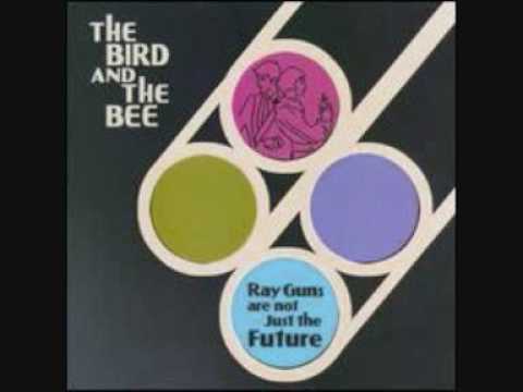 download lagu mp3 mp4 The Bird And The Bee Witch, download lagu The Bird And The Bee Witch gratis, unduh video klip The Bird And The Bee Witch