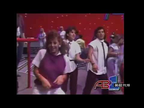 Culture Club  It's A Miracle  American Bandstand 1984