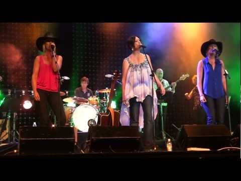 Sara Storer & The Sunny Cowgirls - Waltzing Matilda