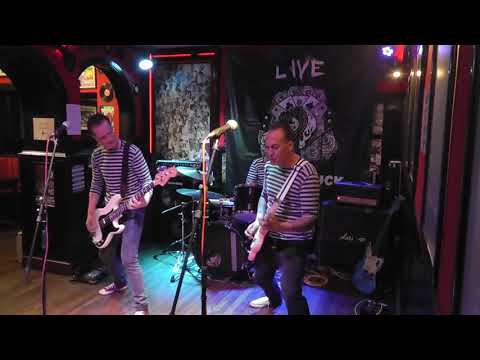 V3)- The Razorblades live October 7th 2018 at The Lady Luck Bar