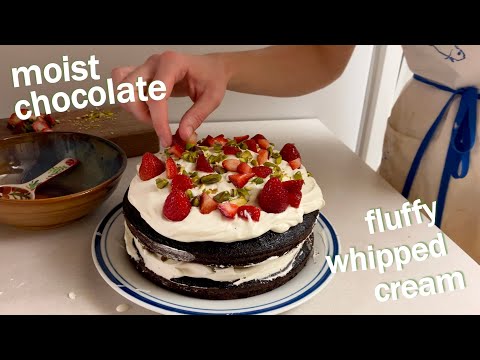 Chocolate Olive Oil Cake 🍫🌿 | Cozy Bake With Me!