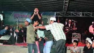 Download lagu Orchestra Gambus Al Aziz - Ya Talattof mp3