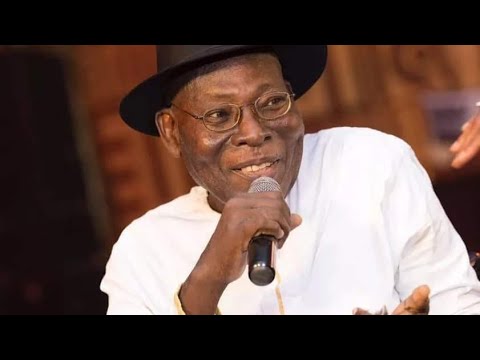 Te na menky3n solo by Paapa Yankson ft Paulina Oduro. Originally played by BessaSimons