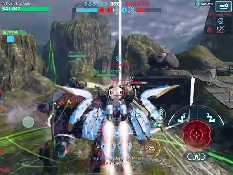 Ao Jun hunts weather chickens, gets killstreak in clan duo — War Robots