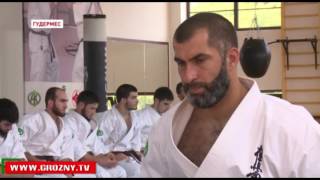 Бойцы Академии ичигеки «Ахмат» готовятся к международному матчу по карате в Грозном