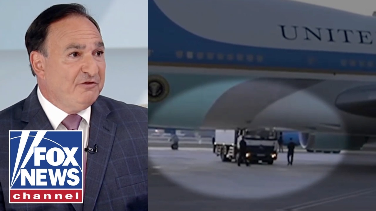 Former Secret Service agent says critics of Trump plane swap have ‘TDS’