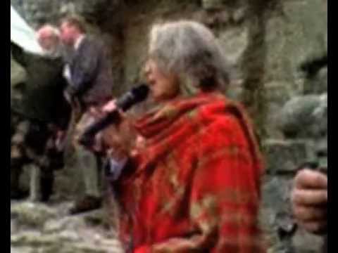 Margaret Bennett singing 'A Theàrlaich òig', 2007