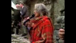 Margaret Bennett singing 'A Theàrlaich òig', 2007