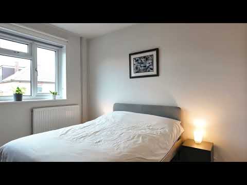 A bright two-bedroom maisonette with garden & garage for sale in Pilgrims Hatch, Brentwood. 