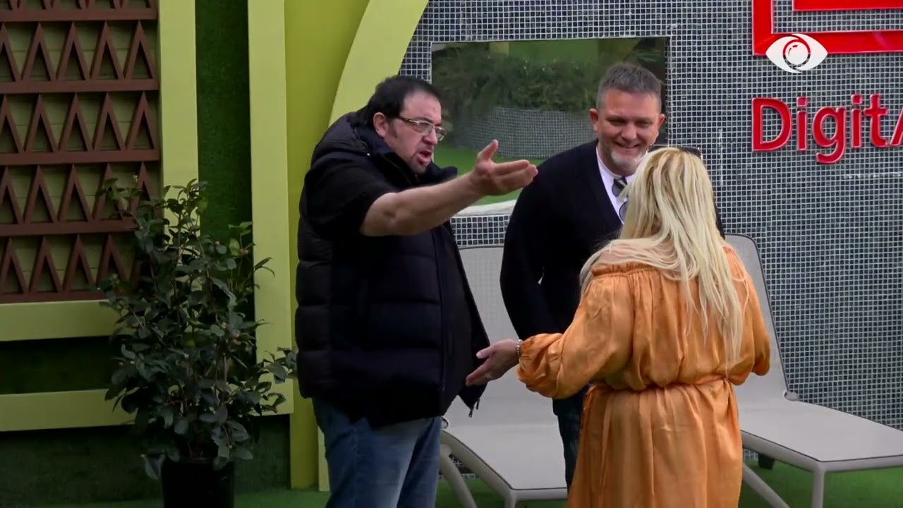 Mund të bëjë dhe s*ks”/ Gazmendi dhe Meri komentojnë Ilnisën: Si lojtare…