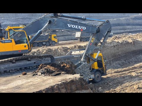 A Spectacle of Power: Big Excavators, Wheel Loaders, Bulldozers, Heavy Equipment TV machines channel