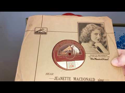 Coal Black Mammy ~ "Queen's" Dance Orchestra ~ HMV 78rpm ~ Exposicion Horn Gramophone