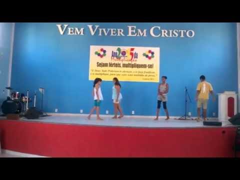 Espontâneo - Santo - Livres para adorar