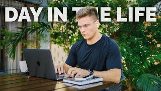 Realistic Day In The Life of a Social Media Entrepreneur (travelling)