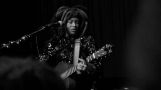 VaLeRiE jUnE : LIVE : SiNgS 'LoVe ToLd a LiE' : jUnE 1 2o17 : vAnCoUvEr