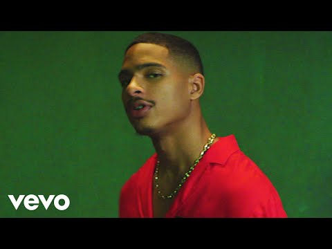 Arin Ray - Communication ft. DRAM (Official Video)