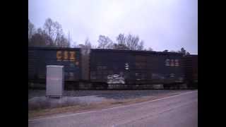 preview picture of video 'CSX Q520 on the S&NA South (MP 483.1)'