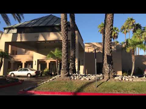 Courtyard Irvine John Wayne Airport - Marriott. 1 Bedroom Suite.