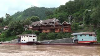 preview picture of video 'Le Mekong et Pakbeng / Mekong and Pakbeng (Laos)'