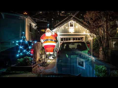 Brisbane, California Christmastime 2019