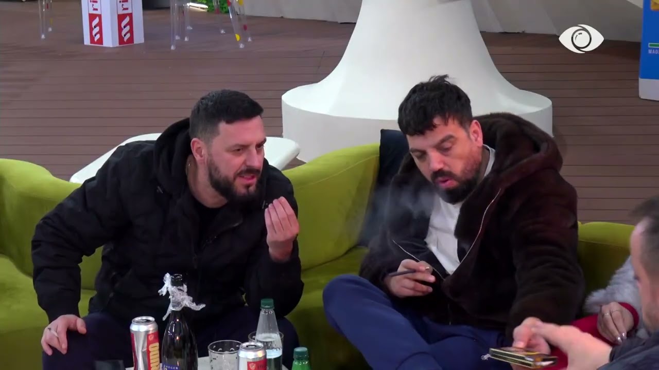 “Unë e di lojën që bën ai, por jam 46-vjeç”/ Miri-banorëve: Ajo nuk është vërtetë vajza ime