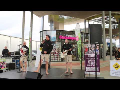 Holwa 7e - Alpenyetis - Benefizkonzert - Graz - Shopping Nord FMZ