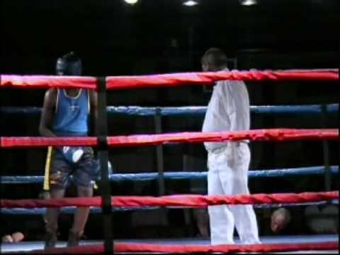 BOXING KNOCKOUT KO IN THE FIRST MIN OF THE FIRST ROUND PESTER VS MATT