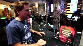 Lucky guy cashes out winnings at Vegas casino. MUST SEE!!