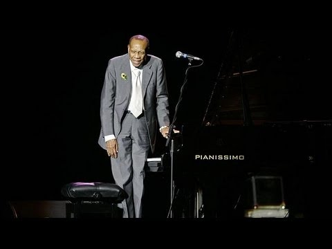 Cuban jazz pianist Bebo Valdes dies at 94