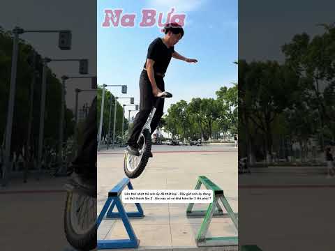 Anh trai đi xe 1 bánh vượt thử thách, nhưng cái kết lại không như mong đợi!