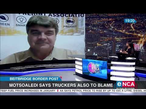 Motsoaledi says truckers also to blame for Beitbridge chaos