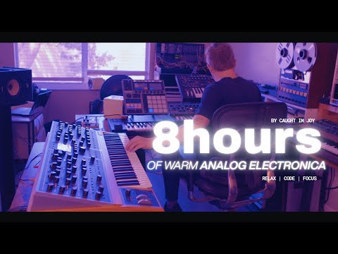 Analog Electronica – 8 Hours of Immersive Synth Music for Relaxing, Focus, Coding and Creative Work