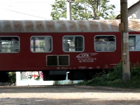 A1765 Iasi - Timisoara Nord iese din statia Suceava Nord