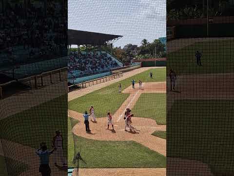 Las Tunas vs Holguín, Hit impulsor de 2 carreras de Liuben Gallo,