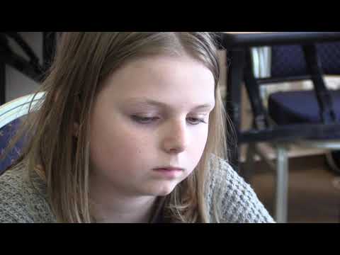 D12 6.4.  Jančovičová Tamara - Mrmusová Magdaléna 1 - 0