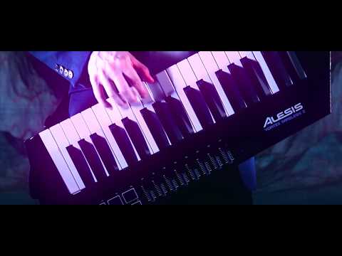 Glowline & Ace Buchannon - SYNTH OFF (Official Video)