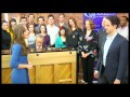 Watch Laura Osnes Santino Fontana More Share The Enchanting Secrets Of Broadway S Cinderella