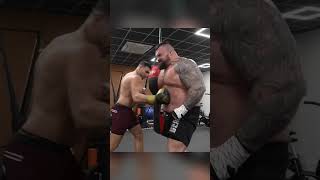 El Hombre Más Fuerte Del Mundo VS Boxeador Profesional (@eddiehall)