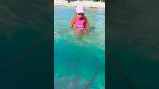 Download lagu Naomi saw a big jellyfish in the sea. Funny Baby short! mp3 Download lagu Naomi saw a big jellyfish in the sea. Funny Baby short! mp3