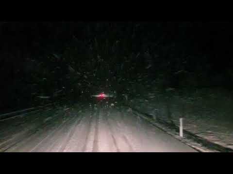 A96 bei Wangen eingeschneit.  😁😁 Ich liebe es !!! 02.12.21 23:00 Uhr