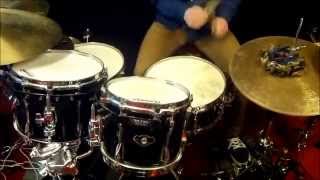 Video thumbnail for Tama Superstar Custom (2000s) Short Soundcheck by Desperanto