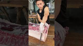 CERDOS GIGANTES: EL IMPACTO DEL EXCESO DE PESO EN LA GRANJA 🐖