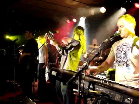 Johnny Holm Band - Sweet Caroline (2009)